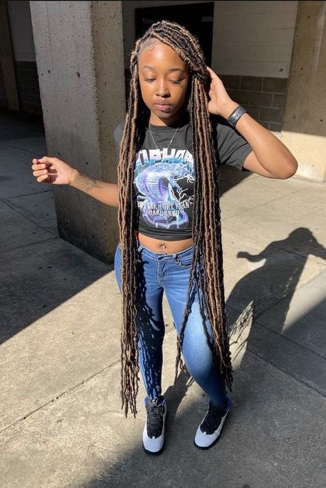 Black Hair Protective Styles, Soft Locs, Big Box Braids Hairstyles, Faux Locs Hairstyles, Box Braids Hairstyles For Black Women, Cute Braided Hairstyles, Cute Box Braids Hairstyles, Quick Braided Hairstyles, Protective Hairstyles Braids