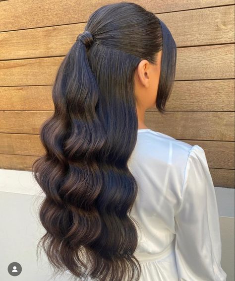 Occasional Hairstyles, Hairstyles Engagement, Hair Stayl, Simple Hairstyles, Birthday Hair, Hair Ponytail Styles, Ponytail Styles, Bride Hairstyles, Makeup Art