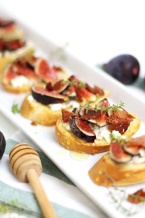 Winter Appetizer | Bruschetta Recipes | Wintertime Bruschetta | Winter Bruschetta | Finger Foods | Easy Entertaining | Holiday Appetizer | Christmas Appetizer | New Year's Eve Appetizer | New Year's Day Appetizer New Years Day Food, Bruschetta Ideas, Finger Foods Ideas, Fig Goat Cheese, Bruschetta Recipes, Easy Bruschetta Recipe, Holiday Apps, Winter Appetizers, Easy Bruschetta