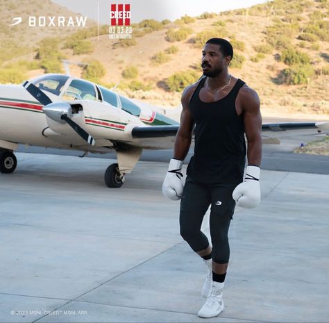 Michael B Jordan Boxing, Vin Diesel Workout, Adonis Creed, Athletic Shorts Outfit, Boxing Style, Boxer Aesthetic, Michael Bakari Jordan, Superhero Workout, Boxing Images