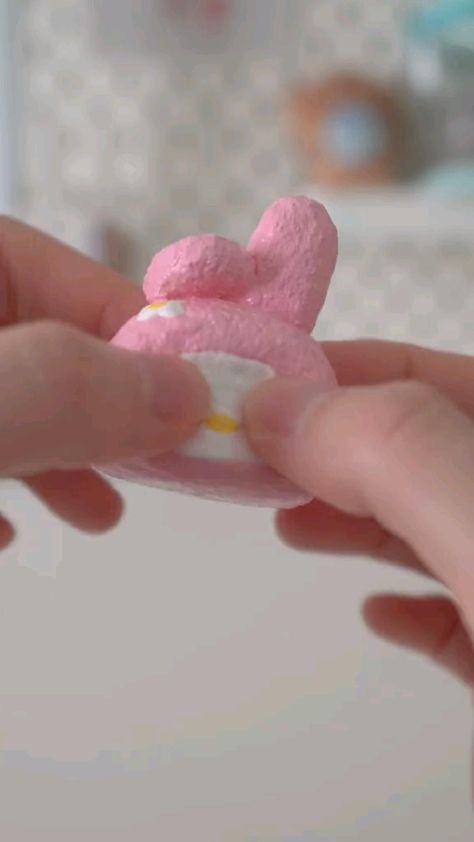 Learn How to Make Paper Squishies: Fun Projects for All Ages Sanrio Squishy, Ombre Techniques, Beads Craft Kids, Paper Squishies, Homemade Squishies, Squishies Diy, Paper Dolls Diy, Hello Kitty Crafts, Diy Crafts For Girls