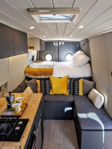 Van Houses, Rv Interiors, Campervan Ideas, Kombi Motorhome, Caddy Maxi, Lpg Gas, Bus Living, Kombi Home, Van Conversion Interior