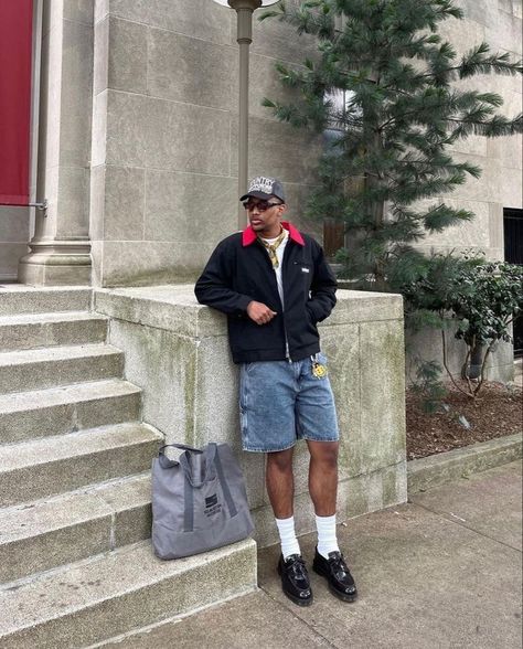 Men Outfits For Short Guys, Black People Streetwear, Jorts Outfit Idea Men, 90s Black Men Fashion, 90s Black Men, Streetwear Lookbook, Boston Soft Footbed, Outfitinspo Style, Streetwear Ideas