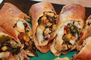 Chilis Southwest Eggrolls, Chilis Southwestern Eggrolls, Southwest Eggrolls, Southwest Egg Rolls, Southwestern Egg Rolls, Beverage Ideas, Delicious Family Meals, Egg Roll Recipes, Party Food Appetizers