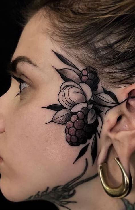 Face Tattoo Ideas, Simbols Tattoo, Dark Feminine Tattoos, Gotik Tattoo, Face Tats, Face Tattoos For Women, Shadow Tattoo, Jagua Henna, Throat Tattoo