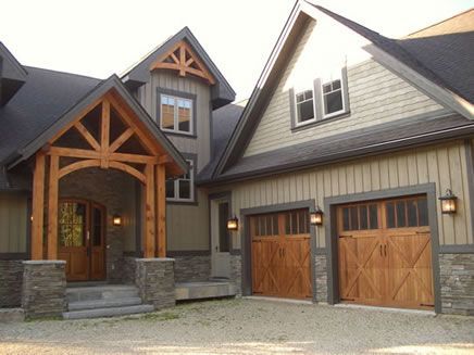 61+ Amazing Garage Door Ideas including One, Two, and Three Door Designs and Sectional, Carriage, Modern, Rustic, and Sliding Door Styles. Cottage Exterior Colors, Cabin Exterior, Cottage Exterior, Casas The Sims 4, Casas Coloniales, House Siding, Casa Exterior, House With Porch, Log Home