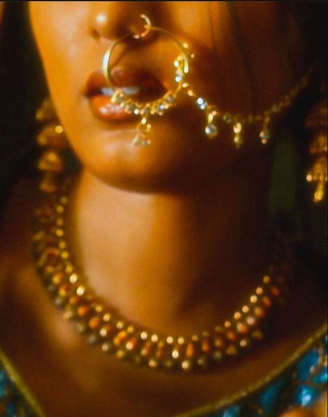 South Asian Aesthetic, Goddess Aesthetic, Desi Love, Asian Aesthetic, Indian Nose Ring, Desi Fashion Casual, Indian Photoshoot, Vintage Bollywood, Desi Wedding