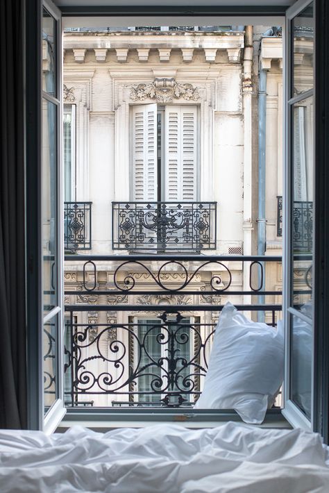 Parisian Windows, Window With A View, Bedroom Scene, Interior Design Minimalist, Ways To Wake Up, Paris Home, Interior Minimalista, Parisian Life, Parisian Apartment