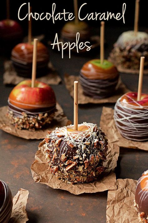 Pecan Cinnamon, Gourmet Candy Apples, Taffy Apple, Covered Apples, Chocolate Caramel Apples, Gourmet Caramel Apples, Candy Apple Recipe, Caramel Apples Homemade, Caramel Apples Recipe