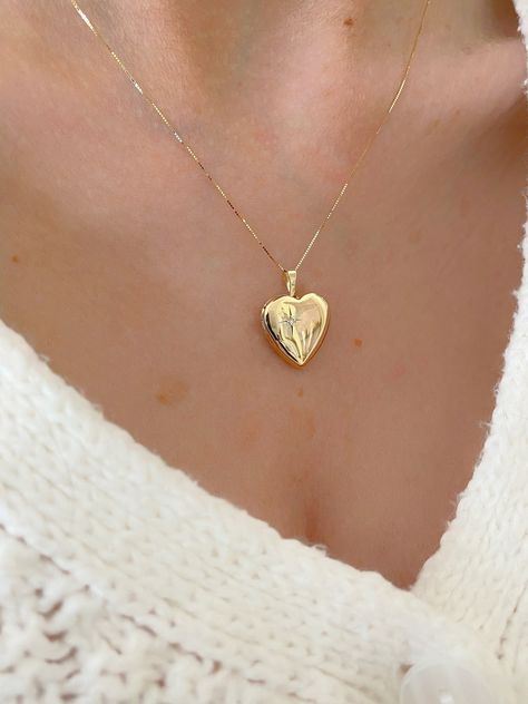 Elegant And Classic 14K Solid Yellow Gold Heart Locket Pendant Necklace With A Starburst Diamond. Perfect For Gifting For Your Friend Or A Loved One. Lockets Symbolize Love, A Capsule Of Memories That You Can Keep With You Everywhere You Go. Heart Locket Comes With The Option Of A Box Chain That Feels Like Silk.  A Beautiful Gift She Will Treasure Forever! Jewelry Comes In A Cute Gift Box Ready To Present.  ✨ Add Elegance To Your Jewelry Collection ✨ All Jewelry Is New And Inspected For Quality Lockets With Photos, Cheap Gold Locket Necklace With Adjustable Chain, Delicate Jewellery, Gold Heart Locket, Lapis Earrings, Locket Pendant Necklace, Heart Locket Necklace, Cute Gift Boxes, Forever Jewelry