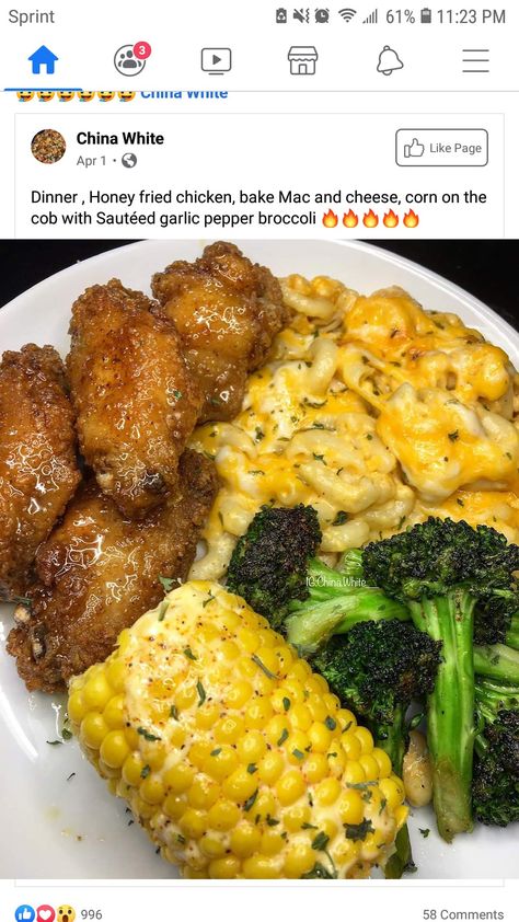 Cheese Corn, Soul Food Dinner, Fried Cauliflower, Food Babe, Yummy Comfort Food, Corn On The Cob, Delicious Snacks Recipes, Food Recepie, Food Goals