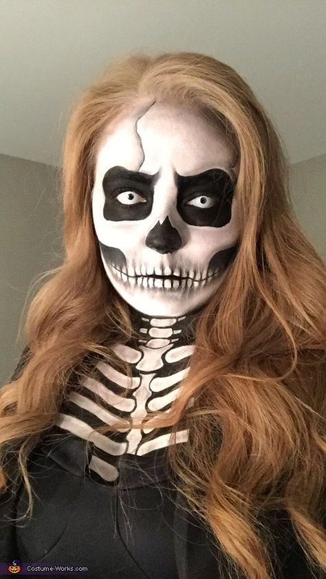 Chelsea: This is my Skeleton costume I did for Halloween 2016. It basically consists of black and white eyeliner and eye shadows. I got the contacts online and I just wore... Skeleton Makeup Face And Neck, Skeleton Makeup Neck And Chest, White Contacts Makeup Halloween, Black And White Skull Makeup, Skeleton Face Makeup Women, Skeleton Chest Makeup, Skeleton Makeup Step By Step, Skeleton Kids Makeup, White Skeleton Makeup