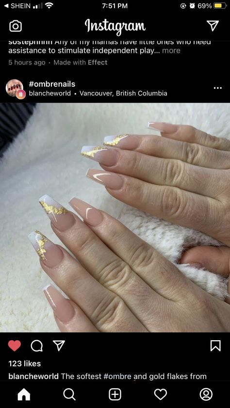 Simple Nails With Gold, Ombre Nails Gold, Gold Foil Ombre Nails, Gold Sparkle Ombre Nails, Ombre Nails Gold Flakes, Acrylic Nails Coffin Gold Flakes, Nails Gold Flakes, Coffin Gold Flake Nails, Nails With Gold Flakes