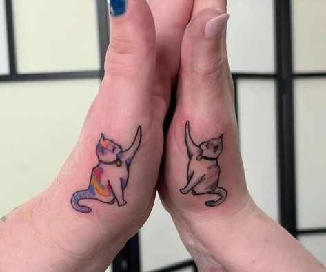 Trio Cat Tattoo Ideas, Matching Tattoos For Crazy Best Friends, Matching Tattoos With Your Best Friend, Colorful Matching Tattoos, Mismatch Tattoos, Matching Scary Tattoos, Matching Character Tattoos, Throuple Matching Tattoos, Opposite Couple Tattoos