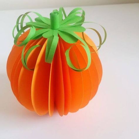 15 Easy Halloween Crafts for Preschoolers - Party & Beyond! Autumn Crafts To Sell, Halloween Crafts For Preschoolers, Halloween Pumpkin Templates, Fall Paper Crafts, Dekorasi Halloween, Crafts For Preschoolers, Halloween Crafts Preschool, Easter Arts And Crafts, Paper Pumpkins