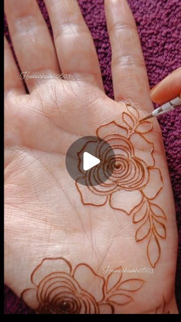 Artistic Mehndi Designs, New Mehndi Designs 2024, Mhendi Design Unique Latest, Romantic Videos, 2 Storey House Design, Mehndi Artist, Mehndi Designs Book, New Mehndi Designs, Romantic Videos Couples