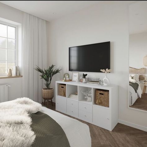 Minimalist Dresser Decor With Tv, Room Dresser Decor Ideas Aesthetic, Renter Living Room Ideas, Entertainment Center Apartment, Small Bedroom Tv Stand Ideas, Tv Set Up In Bedroom, Tv On Chest Of Drawers In Bedroom, White Room White Furniture, Bedroom Ideas Tv Area