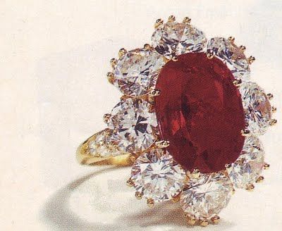 ruby Ring that belonged to Elizabeth Taylor Elizabeth Taylor Jewelry, Ruby And Diamond Necklace, Tiaras Jewellery, Pink Diamond Ring, Van Cleef And Arpels, Ruby Diamond Rings, Jewelry Auction, Royal Jewels, Large Jewelry