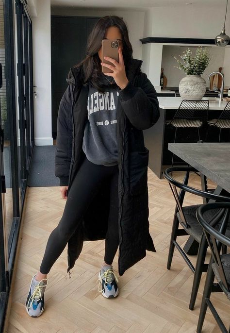 Nyc Winter Outfits, Errands Outfit, Winter Fashion Outfits Casual, Athleisure Outfits, Outfit Inspo Fall, Fall Fashion Outfits, Mode Inspiration, Winter Fashion Outfits, Fall Winter Outfits