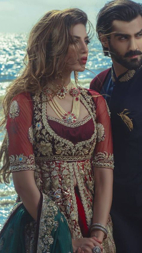 Elan Couture Pakistan Embroidery Fashion Detail, Pakistani Couture, Bridal Lehenga Collection, Desi Clothes, Pakistani Wedding Dresses, Desi Wedding, Indian Wedding Outfits, Asian Outfits, Pakistani Bridal