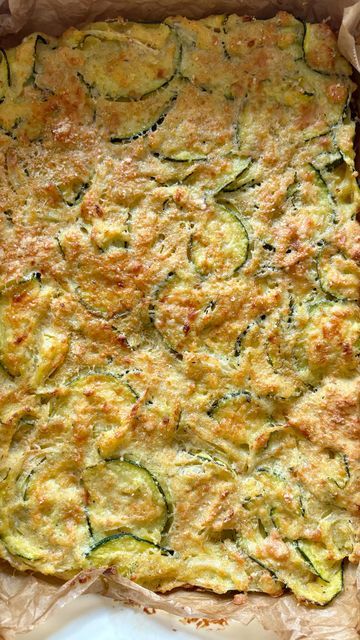 Italian Yellow Squash Recipes, Meals Using Zucchini, Zucchini Recipes Italian, Italian Squash Recipes, Italian Zucchini Recipes, Scarpaccia Zucchini Tart, Cabbage Sides, Squash And Zucchini Recipes, Zucchini Flatbread