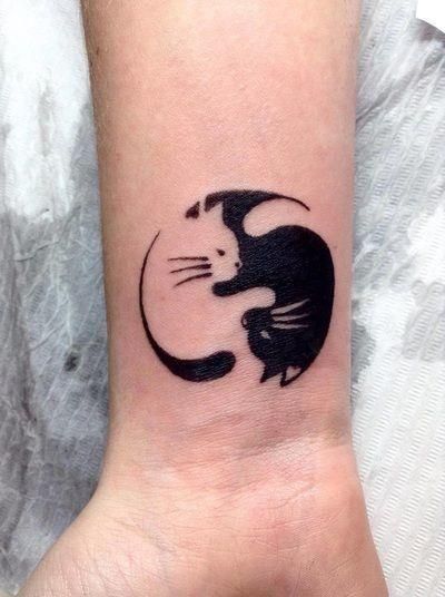 Kitten Tattoo, Tattoo Tips, Buddha Tattoos, Black Cat Tattoos, Inspiration Tattoos, Doodle Tattoo, Cat Tattoo Designs, Bff Tattoos, Small Tattoo Designs