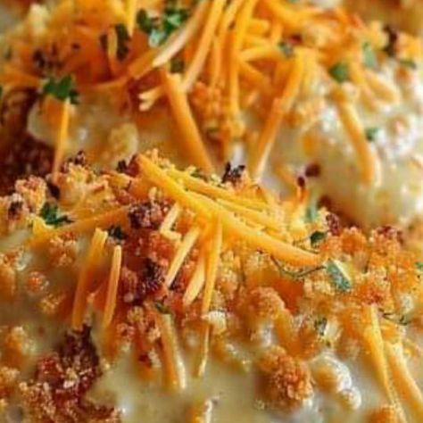 Crunchy Ritz Cracker Chicken with Cheddar Cream Sauce – Food Blog Crispy Cheddar Chicken, Angel Chicken, Ritz Cracker Chicken, Cheesy Chicken Casserole, Cracker Chicken, Sauerkraut Soup, Smoothie Flavors, Chicken Rice Recipes, Ritz Cracker