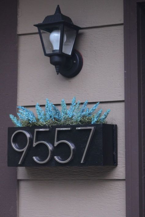 House Numbers Diy, Home Improvement Diy, Diy Curb Appeal, Modern House Number, Dekor Diy, Address Numbers, House Number Sign, Front Entrance, Front Porch Decorating