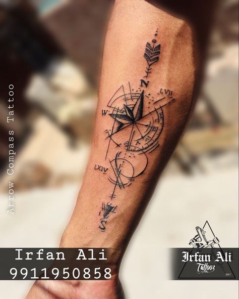 Geometric Compass Tattoo, Tattoo Homme, Globe Tattoos, Simple Forearm Tattoos, Simple Tattoos For Guys, Forearm Band Tattoos, Compass Tattoo Design, Wrist Tattoos For Guys, Cool Forearm Tattoos