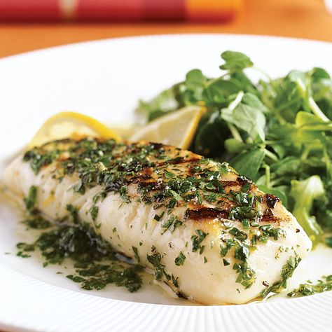 Baked Halibut, Pesto Zucchini, Halibut Recipes, Carrot Recipes, Chicken Marinades, Lemon Chicken, Fish Dishes, Clean Recipes, Clean Eating Recipes