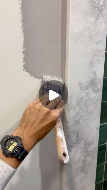 Diy Wall Painting Techniques, Refresh Home, Wall Painting Techniques, Pallet Patio, Diy Wall Painting, Home Fix, Home Improvements, Home Repairs, Tool Hacks