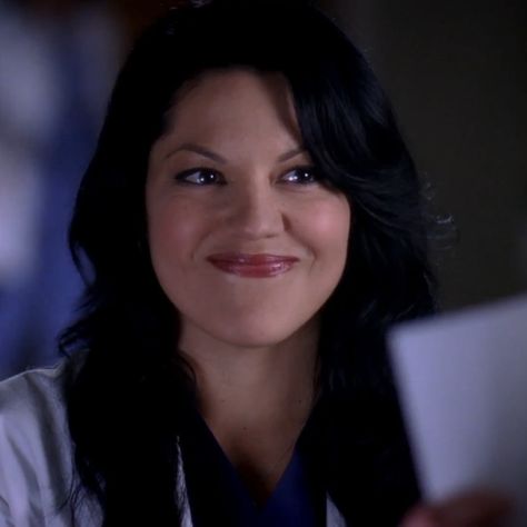 Callie Greys Anatomy, Callie Torres Aesthetic, Callie Torres Icons, Sarah Ramirez, Women Faceclaims, Greys Anatomy Callie, Grey's Anatomy Doctors, Callie Torres, Sara Ramirez