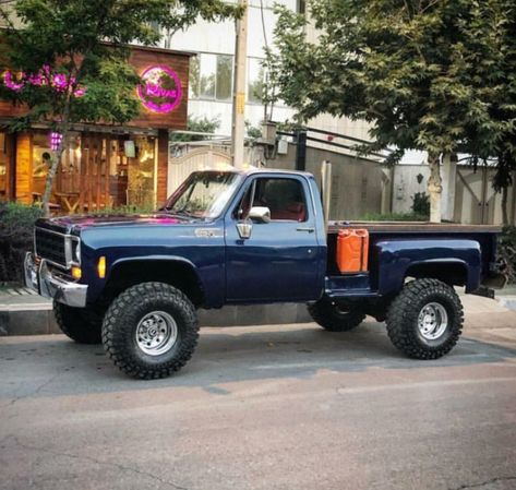 Chevy K10, Chevy Stepside, Chevy 4x4, Mud Trucks, Lifted Chevy Trucks, Chevy Pickup Trucks, Classic Pickup Trucks, Gm Trucks, Chevy Pickups