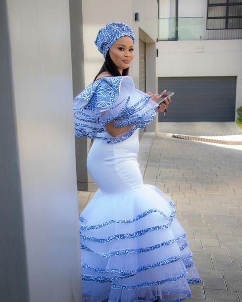 Modern Traditional Wedding Dress African, Lobola Dresses For Bride, Lobola Outfits Woman Dresses Zimbabwe, Setswana Traditional Attire For Women, Sotho Traditional Wedding Dresses, Best Traditional Dresses, Setswana Traditional Attire, Tswana Bride, Setswana Wedding