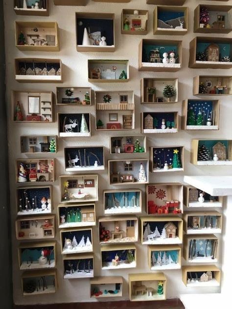 Matchbox Crafts, Christmas Diorama, Christmas Shadow Boxes, Matchbox Art, Shadow Box Art, Vintage Inspired Decor, Miniature Rooms, Miniature Crafts, Shadow Boxes