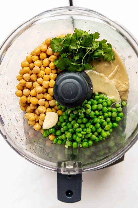 Green Pea Hummus Green Pea Hummus, Green Hummus Recipe, Pea Hummus Recipe, Pea Falafel, Green Hummus, Moosewood Restaurant, Almond Food, Cholesterol Lowering Recipes, Green Peas Recipes