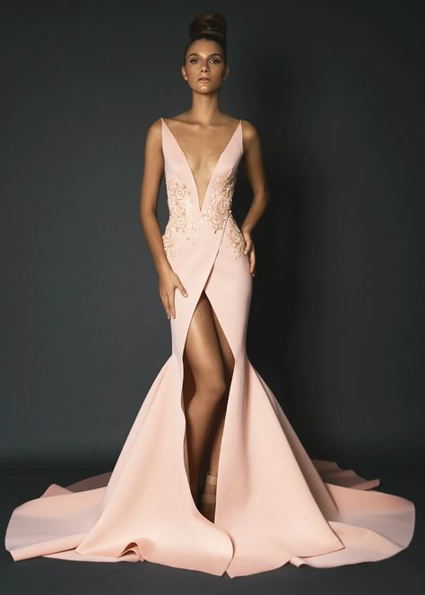 Michael Costello Red Carpet Glam, Dinner Dresses, 2020 Prom Dresses, Work Chic, Bodice Dress, White Birch, That Dress, Bridesmaid Outfit, Gala Dresses