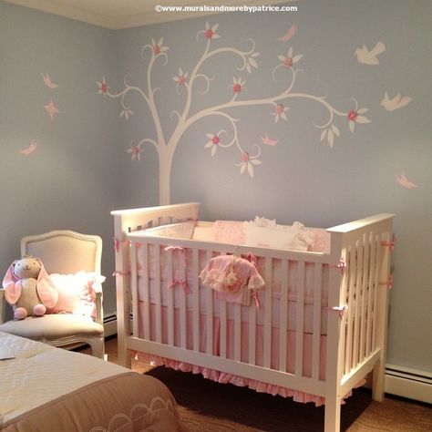 Nursery Ideas For Grandparents House, Nursery Room Diy, Granny Chic Decor, Baby Grandma, Grandkids Room, Nursery Guest Room, Grandparents House, Baby Room Ideas, Nursery Room Inspiration