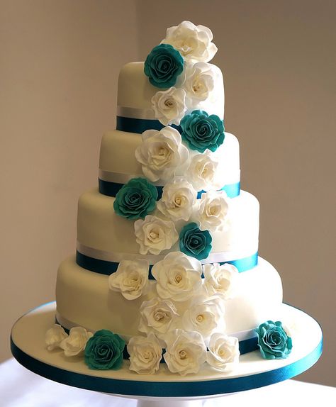 Colors and ribbon Teal And White Wedding Cake, Teal And Gray Wedding Ideas, Teal And White Wedding Decorations, Teal Wedding Cakes, Wedding Cake Designs Blue, Teal And White Wedding, Teal And Gray Wedding, Teal And Grey Wedding, Teal Wedding Cake