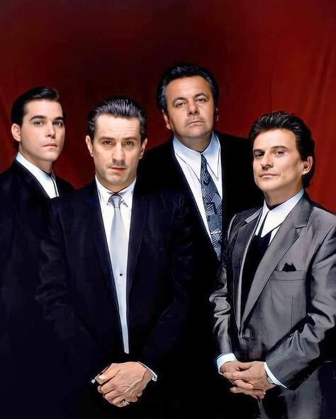 Paul Sorvino, Tommy Devito, Goodfellas 1990, Joe Pesci, Gangster Films, Gangster Style, Ray Liotta, Film Genres, Goodfellas