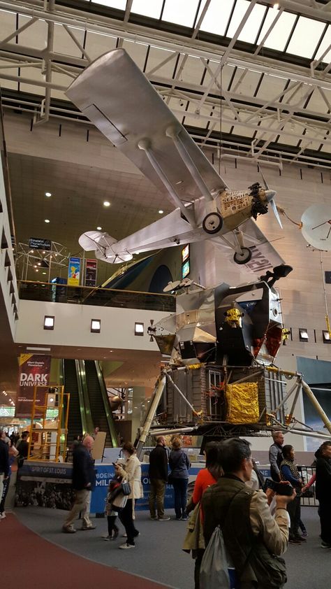 Smithsonian National Air & Space Museum Smithsonian Air And Space Museum, Smithsonian Museum Aesthetic, National Air And Space Museum, Smithsonian Aesthetic, Dc Trip, Smithsonian Museum, Dc Travel, Architecture Landmark, Space Museum