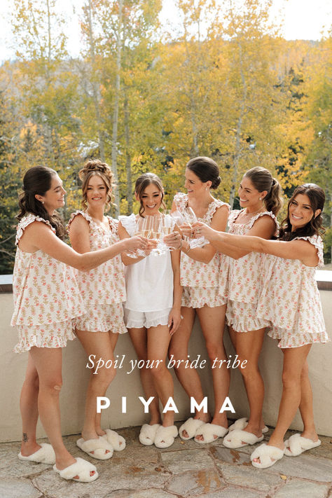 Welcome to the Piyama Bridal Shop, a popular collection of bridesmaid gift ideas. Explore women's sleep and lounge sets designed to wear getting ready for the big day. Savour these special moments and treat your bridal party to a gift that can be enjoyed long after the wedding. Express shipping worldwide - shop online now. Via bride @laurenelizabethwoody and her beautiful bridal party. Bridal Party Get Ready Outfit, Wedding Pjs, Sleepwear Ideas, Prep Outfits, Girly Wedding, Bridesmaid Get Ready Outfit, Bridesmaid Pajama, Bridesmaids Ideas, Ready Outfits