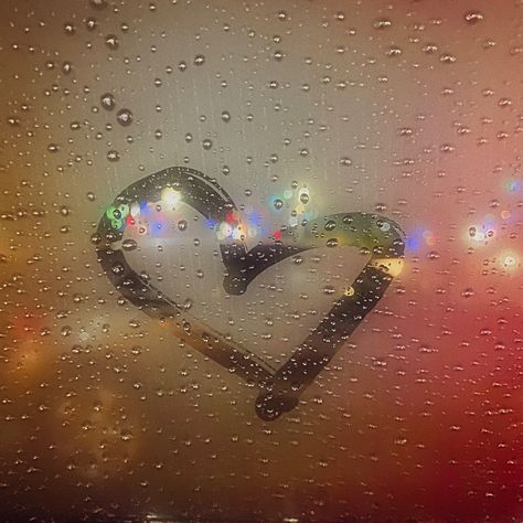 Heart Window Aesthetic, Big Heart Aesthetic, Window Drawings, Heart Window, Window Drawing, Art Mediums, Deep Thinking, Heart Drawing, Car Aesthetic