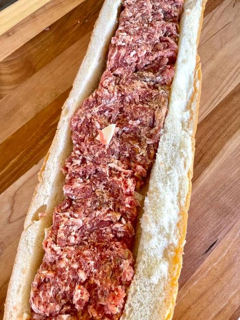 Sausage Stuffed Bread Loaf, Stuffed Italian Bread Recipes, Italian Sausage Bread, Sausage Baguette, Sausage French Bread, Stuffed Italian Bread, Stuffed Italian Sausage, Prosciutto Bread, Quick Italian Recipes