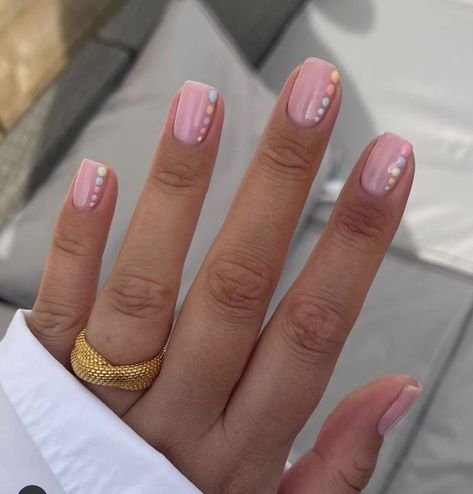 Minimalist Nail Design Simple, Short Short Nail Designs, Short Gel Nails, Simple Gel Nails, Nail Pictures, Work Nails, Dots Nails, Cute Summer Nails, Cute Gel Nails