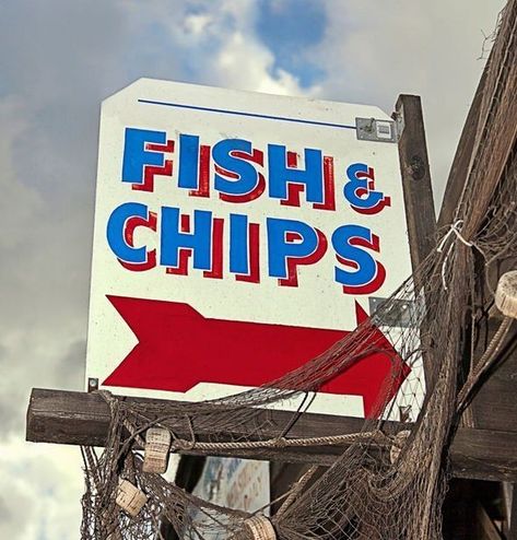 Fish And Chips Shop, Fish Packaging, British Beach, British Fish And Chips, Reset Girl, Seafood Shop, Best Fish And Chips, British Beaches, Derry Girls