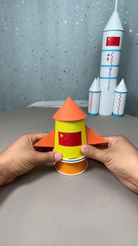 Diy Helicopter, Diy Kids Games, Paper Craft Videos, Science Projects For Kids, Diy Crafts For Adults, Easy Paper Crafts Diy, Hand Crafts For Kids, Kraf Diy, Diy Crafts For Kids Easy