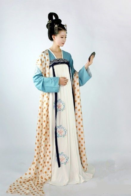 Koikishu "Stylish Master" • Posts Tagged ‘tangdynasty’ Modern Chinese Dress, Sui Dynasty, Asian Style Clothes, Asian Traditional Clothes, Traditional Asian Dress, Vietnamese Clothing, Dynasty Clothing, Chinese Traditional Costume, Ancient Chinese Clothing