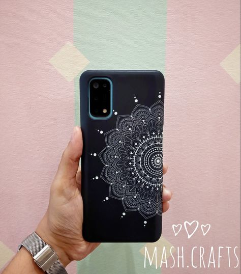 Henna Phone Case, Mobile Case Design, Artsy Phone Cases, Mandala Phone Case, Rainbow Phone Case, Back Cover Design, Phone Case Diy Paint, Diy Phone Case Design, Vintage Phone Case