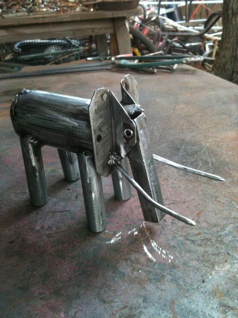 Scrap Metal Elephant, Elephant Metal Art, Junk Metal Art, Metal Elephant, Metal Welding Art, Recycled Metal Art, Spoon Art, Welding Art Projects, Metal Working Projects